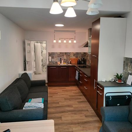 Urocze Studia W Lomiankach, 1- Z Sauna I Tarasem, 2- Z Kominkiem, 3- Ekonomiczne, 7Km Metro Mlociny Warszawa 로미안키 외부 사진