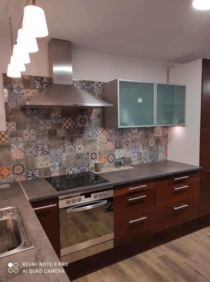Urocze Studia W Lomiankach, 1- Z Sauna I Tarasem, 2- Z Kominkiem, 3- Ekonomiczne, 7Km Metro Mlociny Warszawa 로미안키 외부 사진