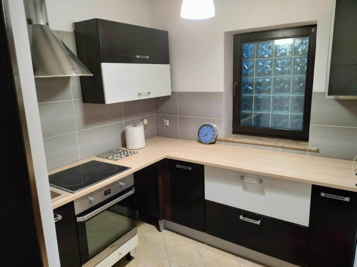 Urocze Studia W Lomiankach, 1- Z Sauna I Tarasem, 2- Z Kominkiem, 3- Ekonomiczne, 7Km Metro Mlociny Warszawa 로미안키 외부 사진