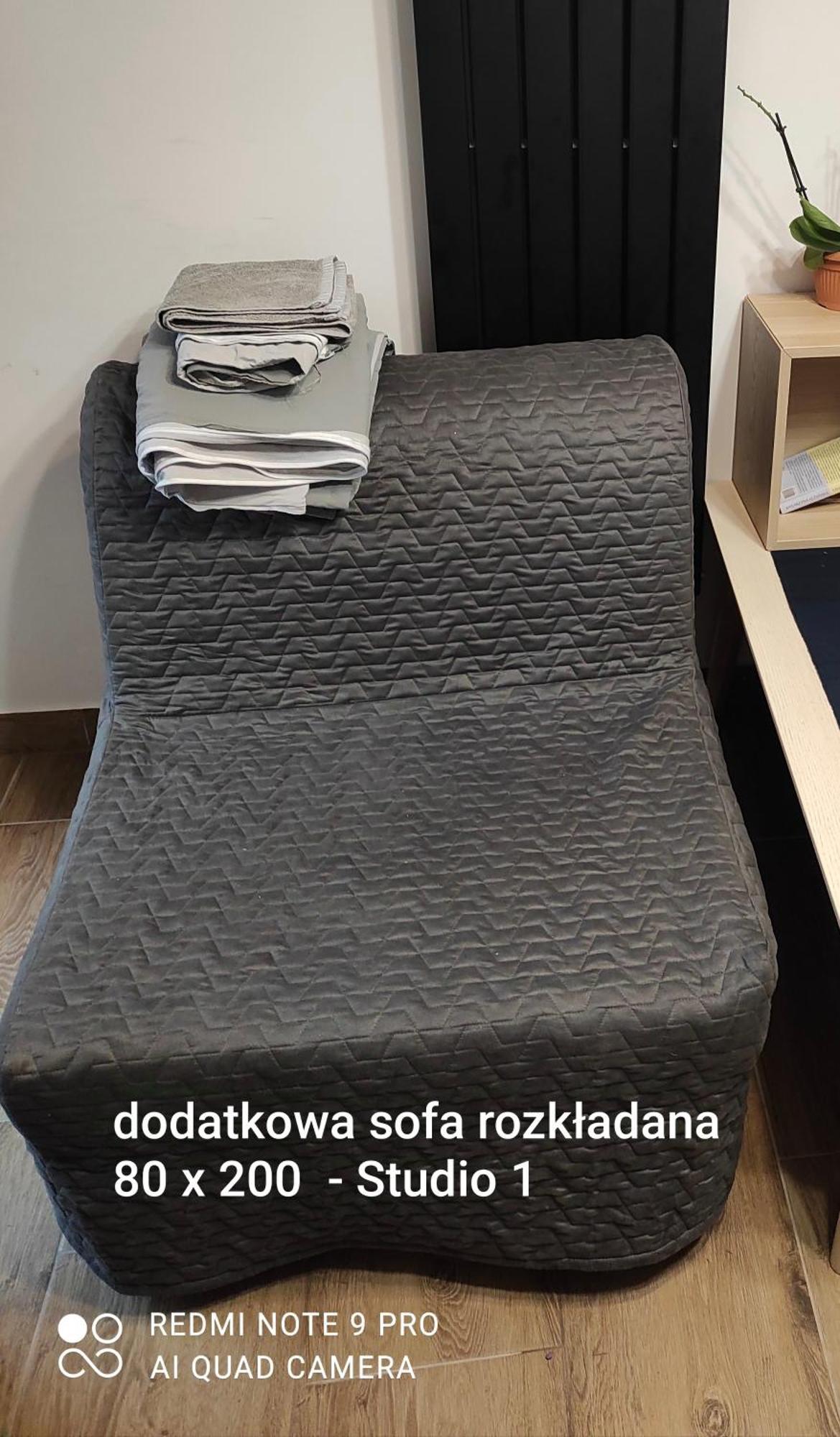 Urocze Studia W Lomiankach, 1- Z Sauna I Tarasem, 2- Z Kominkiem, 3- Ekonomiczne, 7Km Metro Mlociny Warszawa 로미안키 외부 사진